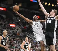 九游体育入口-赛地聚焦——CBA常规赛今夜热度飙升,费城76人强势反弹,信心回归,身体对抗强度拉满的简单介绍