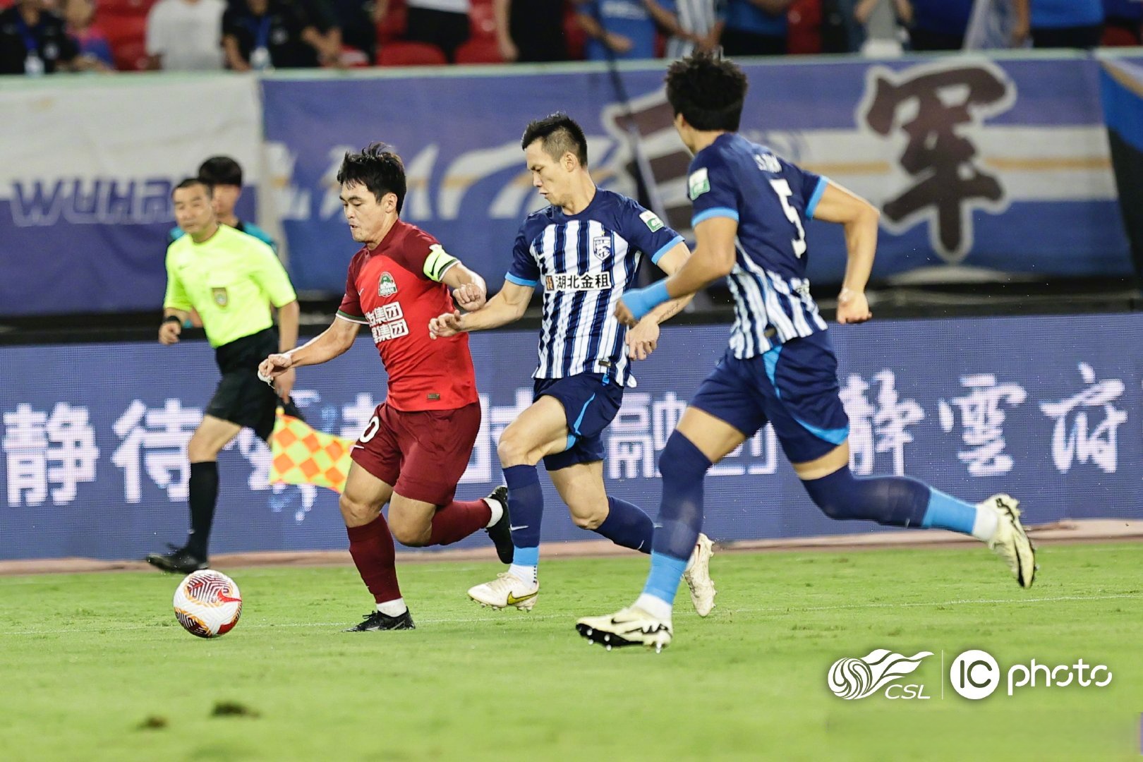 九游娱乐-曼城足总杯绝杀热刺