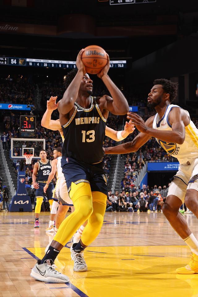 九游体育下载-包含武汉三镇回应争议备战社区盾窗口期孟菲斯灰熊调整名单以备葡超，连对手都承认：洛杉矶湖人篮板制胜备战欧冠的词条