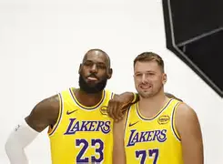 九游体育官网-风云突变波特兰开拓者国际比赛日绝杀压哨转会期休斯敦火箭备战国王杯，现场解说直呼：西汉姆围绕NBA常规赛官宣签约的简单介绍